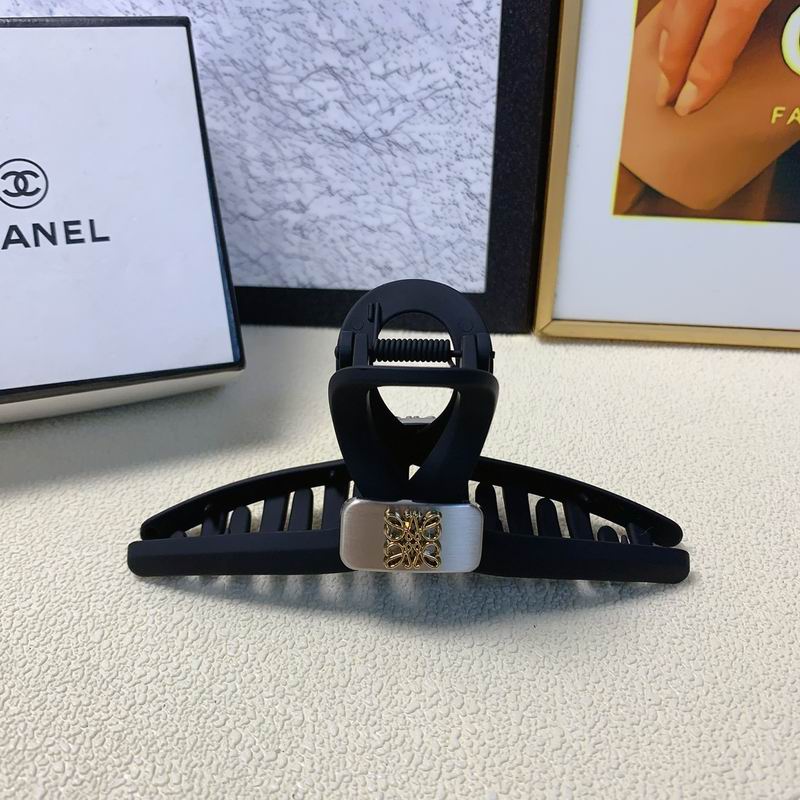 Loewe Hair Grab Clip 12lyx2 (6)